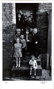 Dylan's first marriage was with sarah lownds. Bob Dylan Signed Limited Edition Barry Feinstein Photograph Liverpool With Children 1966