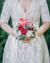 Brautkleider in verschiedenen farben krüger dirndl. Heiraten Im Dirndl 7 Tipps Fur Einen Gelungenen Auftritt Hochzeitskiste