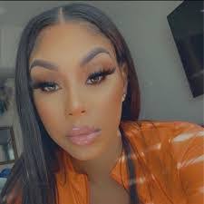 Alison Driggers's Instagram, Twitter & Facebook