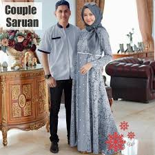 Tidak hanya yang sudah berkeluarga saja, pasangan anak muda pun juga gandrung terhadap sarimbit. Harga Baju Pesta Couple Terbaik Batik Pakaian Wanita Juli 2021 Shopee Indonesia