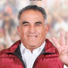 Elpidio Díaz Escobar, diputado por Fuerza por México (FxM) y líder de la  Confederación Autónoma de Trabajadores y Empleados de México (Catem Puebla)  y una mujer resultaron con lesiones leves anoche cuando