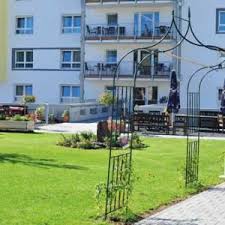 Das haus der diakonie neunkirchen ist eine anlaufstelle in dieser region für ratsuchende in verschiedenen lebenslagen und bündelt verschiedene arbeitsbereiche.die sozialberatung bietet umfassende informationen zu sozialhilfe, arbeitslosengeld oder arbeitslosenhilfe. Matthias Claudius Haus Diakonie Aschaffenburg