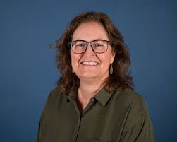 Laura Scranton's Instagram, Twitter & Facebook