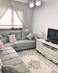 Kosem Geldi Cok Sukur Rengi Tam Istedigim Gri Olmus Ama Tabi Odam Kucuk Oldugu Ici Biraz Alan Dar Living Room Designs Home Living Room Popular Living Room
