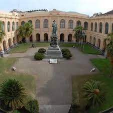 Más de 50 años de trayectoria en materia educativa avalan el prestigio de esta alta casa de estudios Decultura Net Secretaria De Graduados De La Facultad De Derecho Unc