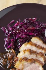 Entenbrust Mit Zimt Und Ahornsirup Gewurzrotkohlsalat Und Orangenchutney Kohlsalat Rezepte Entenbrust Rezeptideen