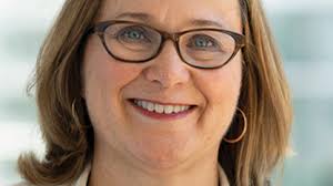 Retiring buy-side leader advocated for better disclosure