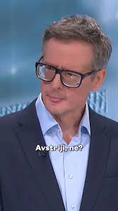 Največje svetovne korporacije so v EU manj obdavčene kot ti. Ampak ti tudi  nimaš na voljo 25 tisoč lobistov v Bruslju. Torej: obdavčimo kapital. Deli  naprej! 👇