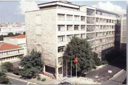 Sevdiklerimin istanbulda olması sebebiyle gözümde tüten fakülte. Istanbul Universitesi Dis Hekimligi Fakultesi Hipokratist