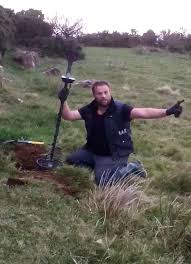 Metal detecting in the uk at its best. Ancient Gold Coins Worth 100k Found In Field By Friends Who Burst Into Tears Mirror Online