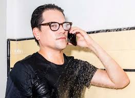 Jonathan Wang's Instagram, Twitter & Facebook