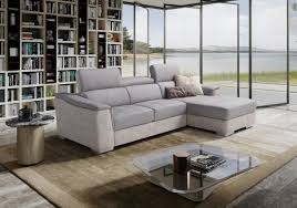 Grazie alla comodità e alla qualità di questi sofà trasformabili, potrete utilizzare i nostri divani letto per accogliere confortevolmente i vostri ospiti sia di giorno sia di notte. Divano Letto Con Chaise Longue Pouf Estraibile E Poggiatesta Relax Nazionale Salotti