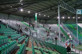 Die spvgg greuther fürth ist ein sportverein in fürth, der 1903 gegründet wurde und seitdem durch seine fußballabteilung landesweit bekannt ist. Fotos Trolli Arena Ronhof Spvgg Greuther Furth Stadioncheck De