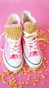 I love planning out fun diy projects with my teens. 30 Diy Ways To Jazz Up Your Converse Sneakers