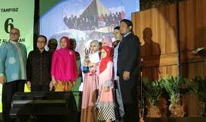We did not find results for: Sd Smp Madina Islamic School Luluskan 100 Hafiz Quran Republika Online