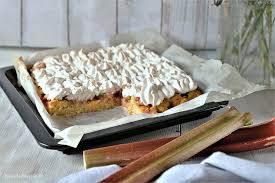 Maybe you would like to learn more about one of these? Rhabarberkuchen Mit Baiser Veganer Kuchen Von Kleinstadthippie