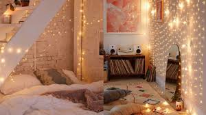 And here, we've gathered 18 different ways to utilize we really love this idea for dorm rooms or teenage bedrooms. String Light Decor Ideas To Make Your Bedroom Looks Good Roohome