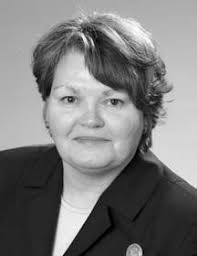 proud new brunswIck nurses from far and wIde Joanne dignard & noella  newman, winners of cna's 100th anniversary photo cont