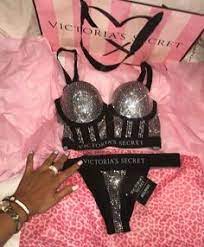 100 Ideeen Over Victoria Secret Roze Parfum Ellie Saab Victoria Secret Parfum
