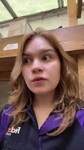 Working at Fedex As A Girl