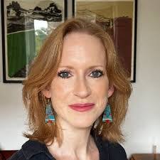 Veronica Curran's Instagram, Twitter & Facebook