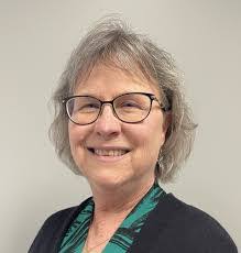 Lisa Poteet's Instagram, Twitter & Facebook