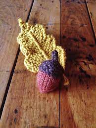 Cap cast on 13 stitches knit the seed stitch pattern for 8 rows all rows: September Violets Knitted Acorn Slightly Amended