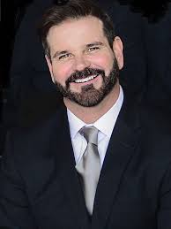 Scott Macintosh's Instagram, Twitter & Facebook