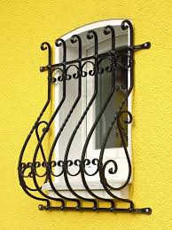 Schmiedegitter Mit Bauch Con Imagenes Ventanas De Hierro Rejas En Hierro Forjado Rejas Ventanas