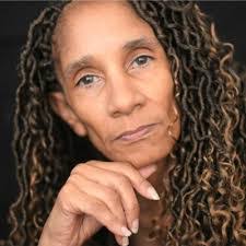 Kirsten Rees's Instagram, Twitter & Facebook