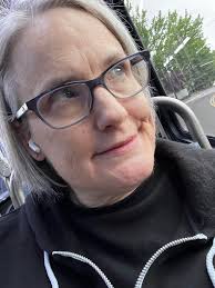 Artist/wellness Jen Towner