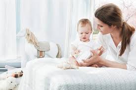 دراسة تؤكد خطورة المناديل المبللة على الأطفال مجلة سيدتي