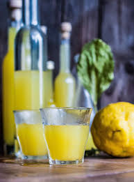 limoncello italienischer zitronenlikor selbstgemacht limoncello zitronenrezepte limoncello rezept