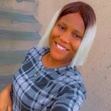 Mary Barszcz's Instagram, Twitter & Facebook