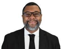 Darryl Strange's Instagram, Twitter & Facebook