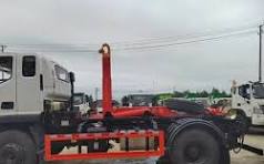 Garbage Truck Lift Garbage Truck Hook Arm Garbage Truck ...