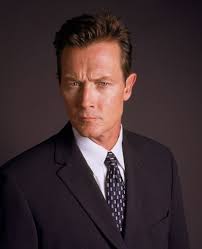 Arnold Schwarzenegger just let Robert Patrick walk right past him in the  Last Action Hero.