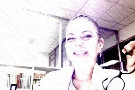 Kattia Mena (@kattsmena)