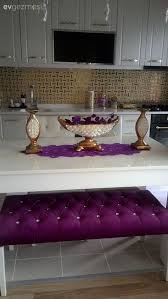 Sari Ve Beyazla Birlikte Mor Renk Ev Gezmesi Ev Icin Sweet Home Evler