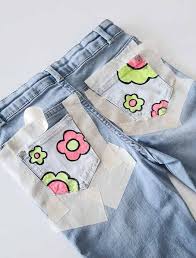 Noticed how the waistline is slopping? How To Draw On Denim Easy Fashion Diy Now Thats Peachy