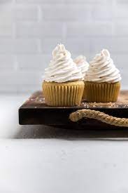 These dairy free cupcakes are insanely simple to make & equally delicious! Dairy Free Vanilla Cupcakes Vegan Make It Dairy Free