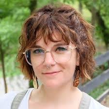 Amanda Langdon's Instagram, Twitter & Facebook