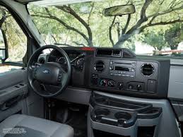 Park freely in the city! Thor Majestic 19g For Sale Cruise America