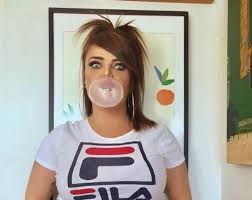 Depois de gravidez, assistente de palco do Ratinho perde 40 kg e posta foto  pelada Jornal MEIA HORA - Que Isso Gordinho