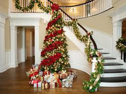 Step Into These Celebrity Home Makeovers For The Holidays Christmas Decorations Rustic Tree Holiday Decor Rustic Christmas