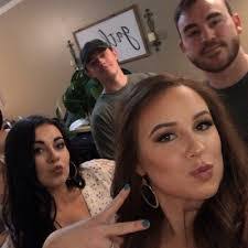 Emily Hefner's Instagram, Twitter & Facebook