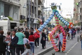 Maybe you would like to learn more about one of these? Bucuresti La Pas Pe Calea Victoriei Inquam Photos