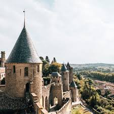 Il Etait Une Fois La Cite De Carcassonne En Famille Grand Carcassonne Cite De Carcassonne Paysage France Visiter Carcassonne
