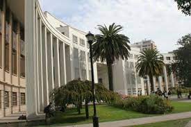 Se puede salir de casa de lunes a viernes, manteniendo la cuarentena sábado, domingo y festivos. Tiltil Curacavi Concepcion Pucon Y Otras 24 Comunas Del Pais Salen De Cuarentena Y Avanzan A Fase 2 A Partir Del Proximo Lunes La Tercera