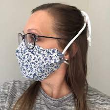 Alana Lee Designs Custom Photo Products With Personality How To Make A 3d Origami Fabric Face Mask In 2020 Fabric Origami Easy Face Mask Diy Diy Face Mask